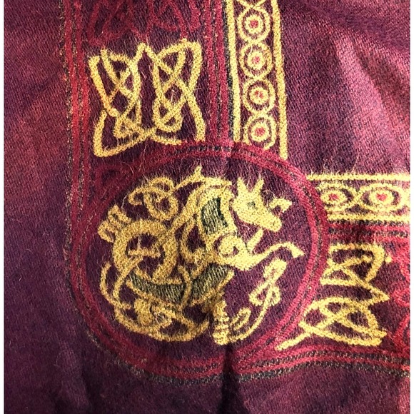 Made In France Wrap/Shawl Acrylic Burgundy/Tan Black Tassels Celtic One Size - Picture 6 of 11